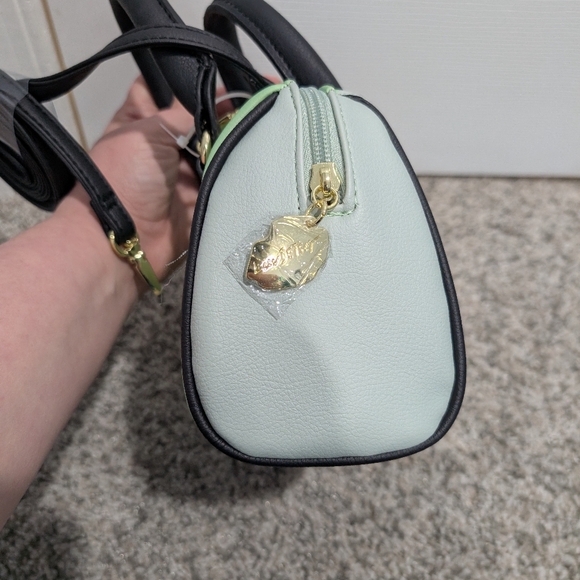 NWT Luv Betsey by Betsey Johnson Frankenstein Kitty Crossbody Bag Mini Barrel - Picture 7 of 10